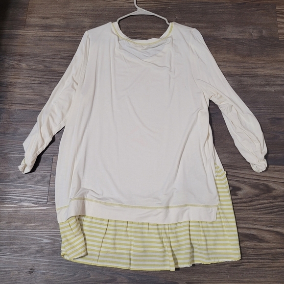 Matilda Jane Womens Lagenlook Latered Top Size XL Cream Green Stretchy Knit - Picture 3 of 5